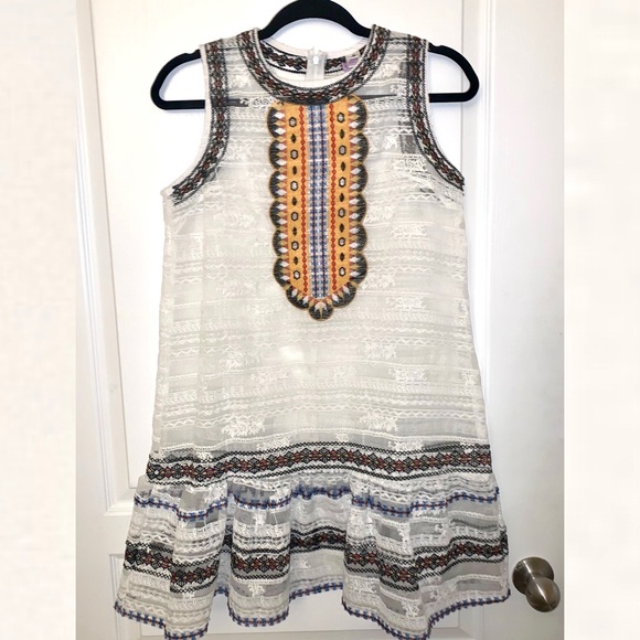 Chicwish white lace embroidered sheer tunic top / mini dress - Picture 7 of 9